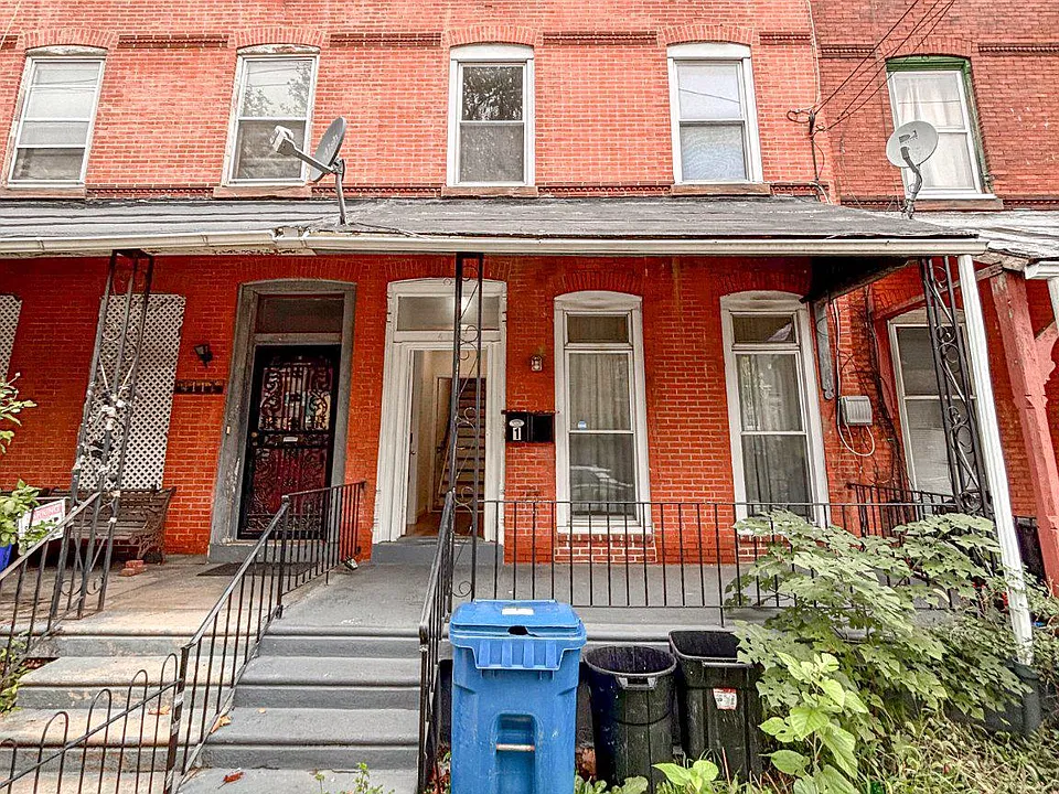 4115 Parrish St