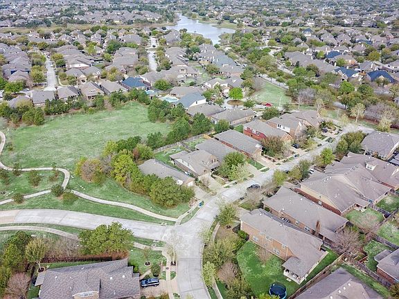 4th image of 17207 Williams Oak Drive