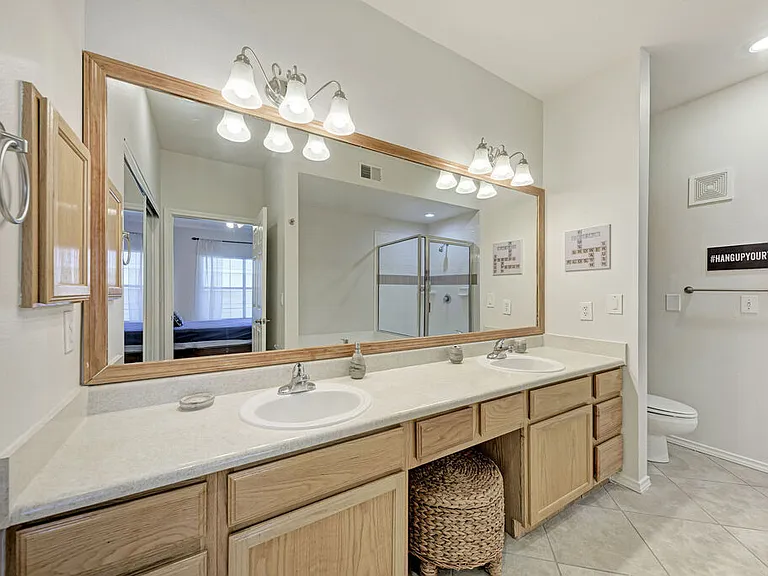 Riverhorse Ranch Apartments I — Photo 9