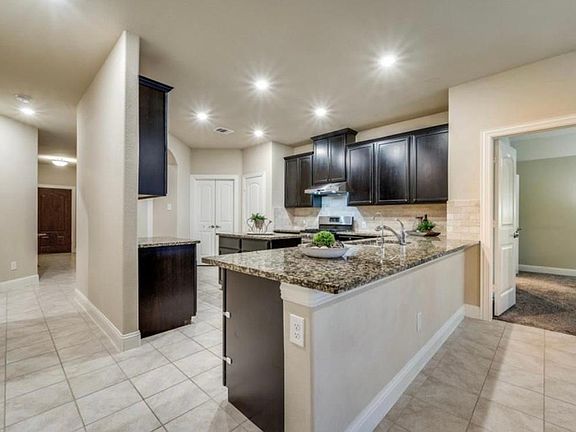 3rd image of 39120 Tunstall Dr
