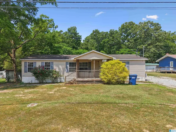 654 Sunrise Cir, Pell City, AL 35125