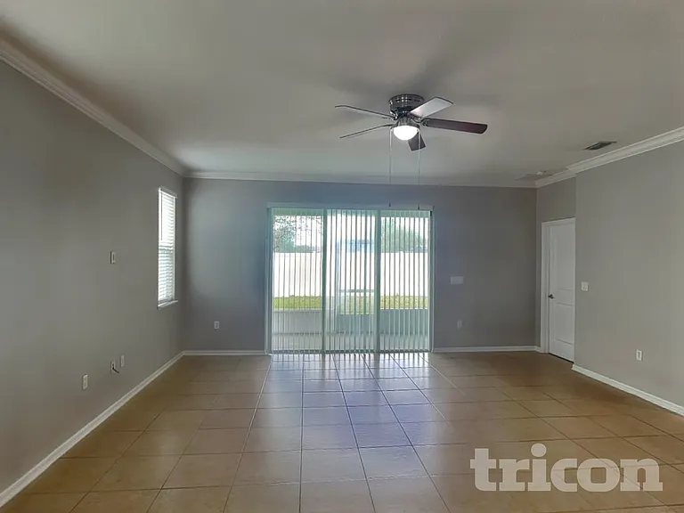 202 W Fiesta Key Loop — Photo 2