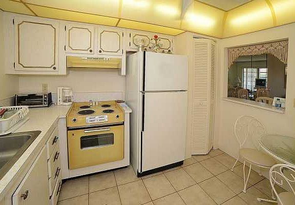 Home For Sale In Sandalfoot