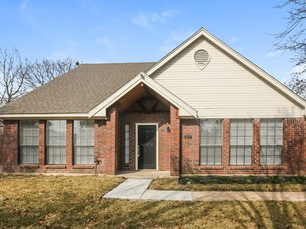 657 Edgewood Dr, Lancaster, TX 75146