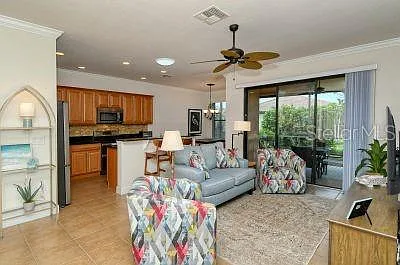 2 bed, 2.0 bath, 1703 sqft, $2,800 — Photo 2