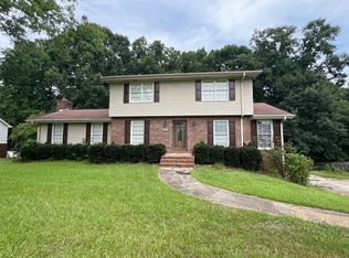 127 Foxdale Dr, Toccoa, GA 30577