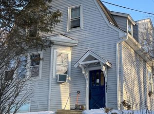 8415 Archer Ave #B, Willow Springs, IL 60480