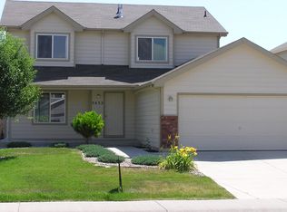 3632 Mayflower Ct, Fort Collins, CO 80526
