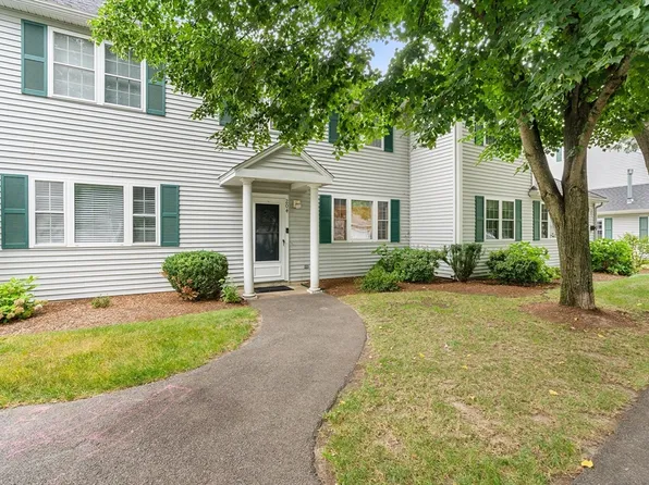 204 Lilac Meadows Way, Ipswich, MA 01938