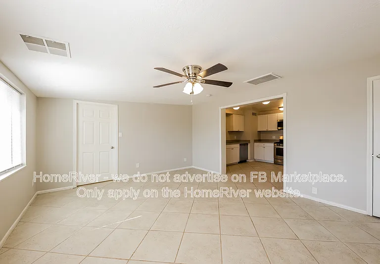11211 W Missouri Ave — Photo 4