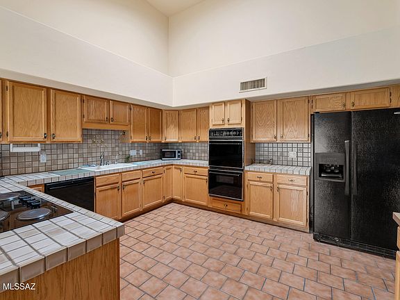 5th image of 12390 W Easter Pl