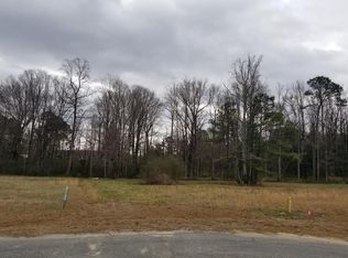 25 & 26 Mulberry Cir, Roanoke Rapids, NC 27870