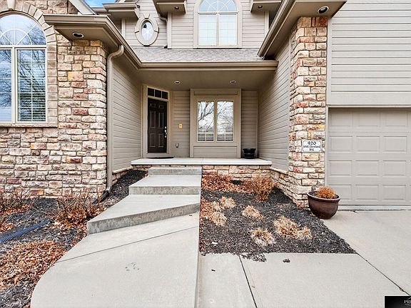 2nd image of 920 S Hws Cleveland Blvd