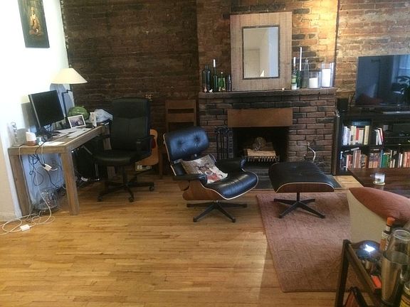 3rd image of 350 W 15th St APT 2