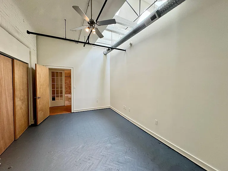 431 Fairmount Ave #2C — Photo 10