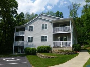 380 Coburn Ave APT 7, Worcester, MA 01604