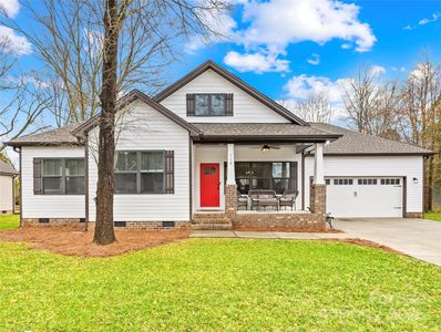115 W Buckoak St, Stanley, NC, 28164