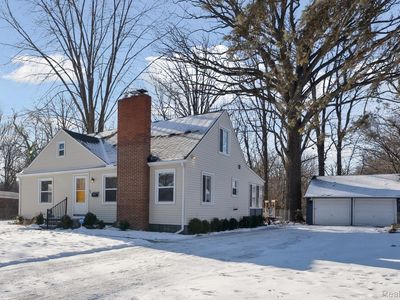 20402 Huntington Ave, Harper Woods, MI, 48225
