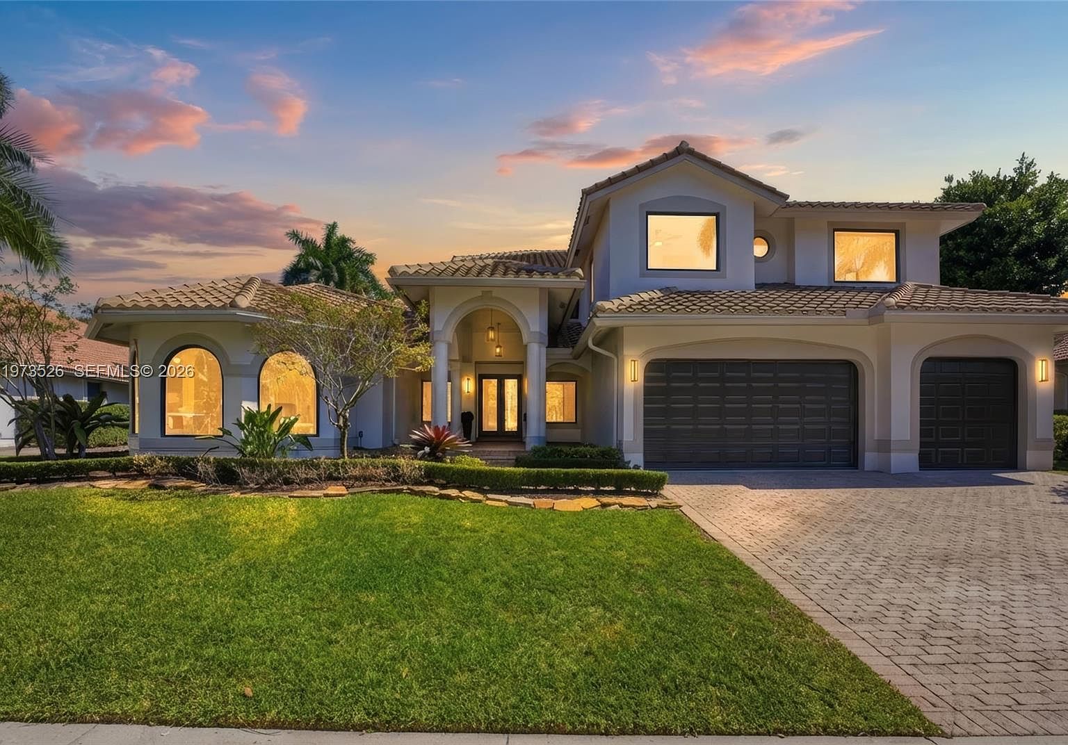 2465 Provence Cir