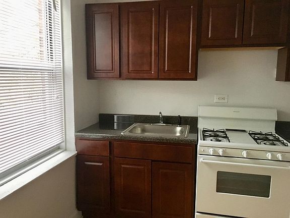 3rd image of 4045 N Laporte Ave APT A2