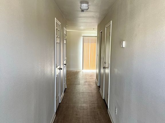 3rd image of 835 Sunny Ln Unit C