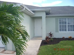 107 NE 15th Ter, Cape Coral, FL 33909