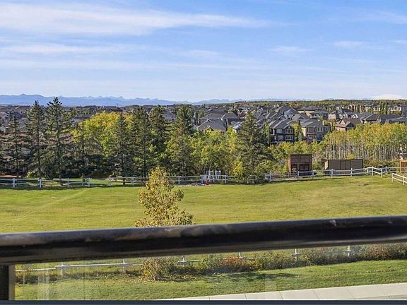 2nd image of 65 E Aspen Ridge Cres SW