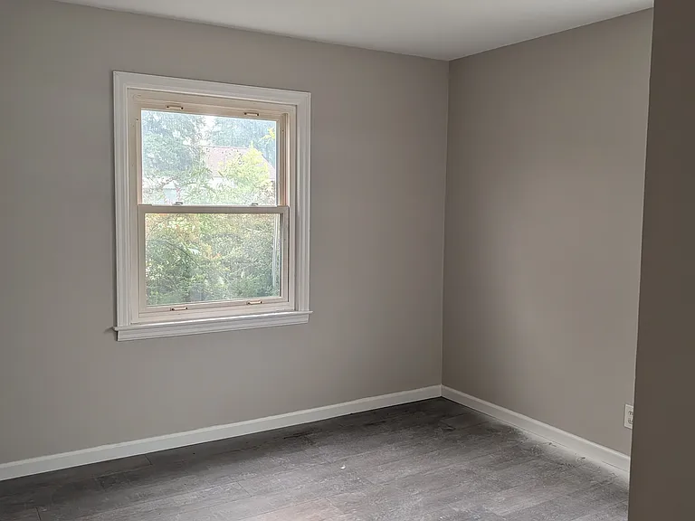 26065 Waldorf St — Photo 6