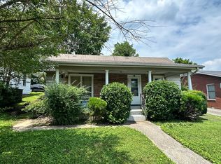 206 W 12th St, Benton, KY 42025