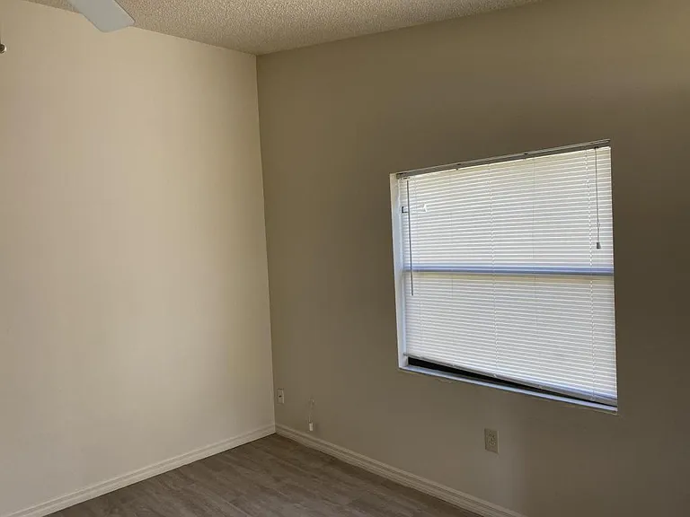 491 N Sams Point — Photo 6