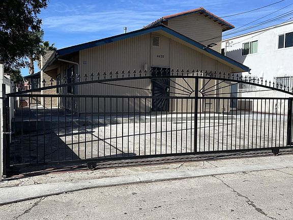 4th image of 4418-4420 Orange Ave