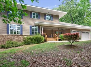 6320 Waterside Dr, Gainesville, GA 30506