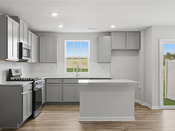 7th image of this home