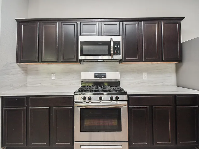 14118 Silver Falls Ct — Photo 16