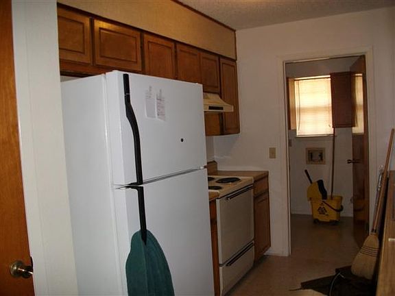5th image of 1810 Galaxy Dr