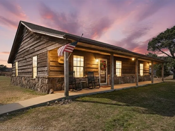 25371 360th Ave, McCurtain, OK 74944