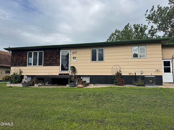 2nd image of 417 4th Ave SW