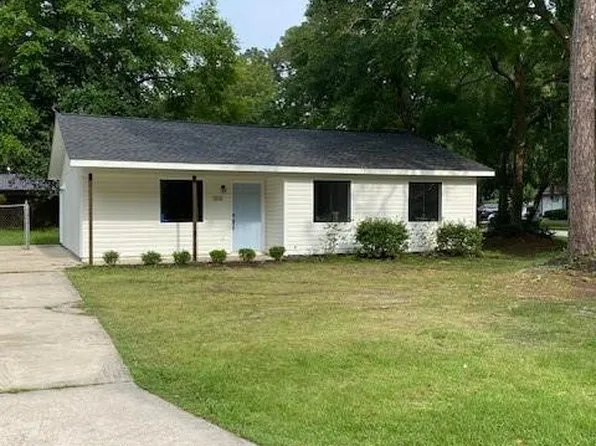 100 N Palm Dr, Brunswick, GA 31525