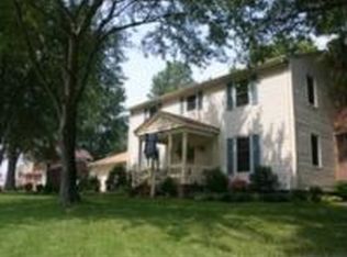 4716 Ridgecrest Ln, Colonial Heights, VA 23834