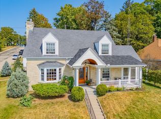 1129 W Conant St, Portage, WI 53901