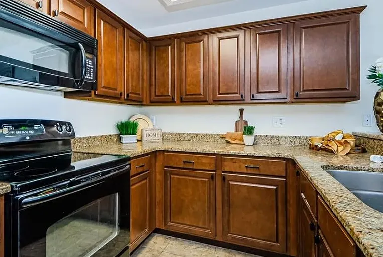 3389 Crystal Ct E #C — Photo 4