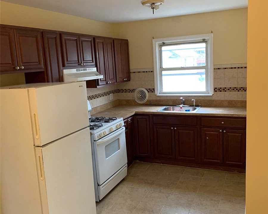 1st image of 215-22 99th Ave #2