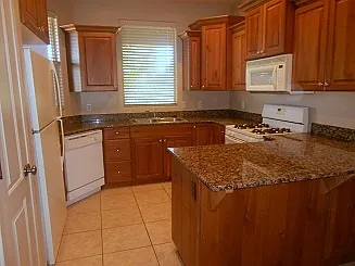 2854 E 380 N — Photo 2