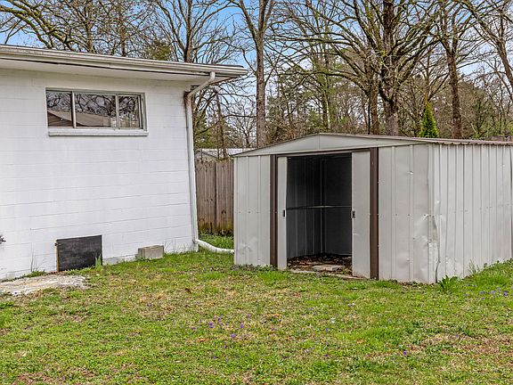 4th image of 2921 Kirkman Rd