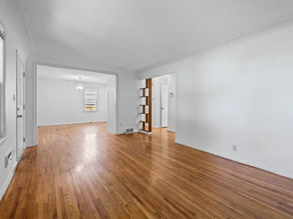 6717 Queen Ave S, Richfield, MN 55423