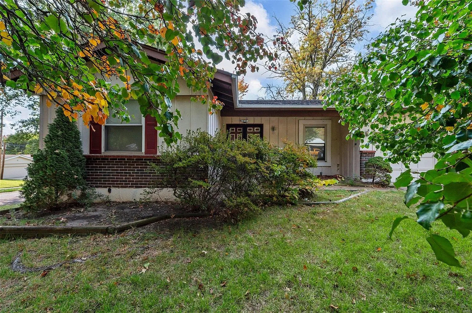 4384 Miletus Dr photo 1
