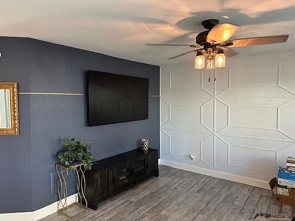 4th image of 12616 Lakeshore Dr APT 17