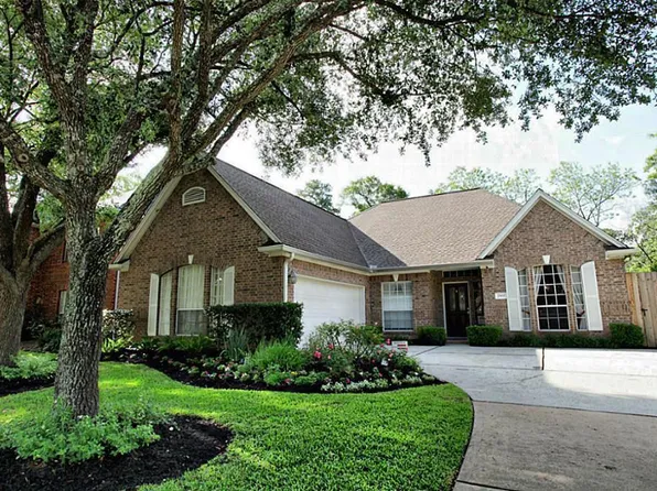7919 S Wellington Ct, Houston, TX 77055