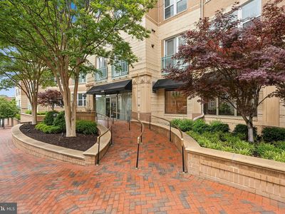 12000 Market St APT 318, Reston, VA, 20190