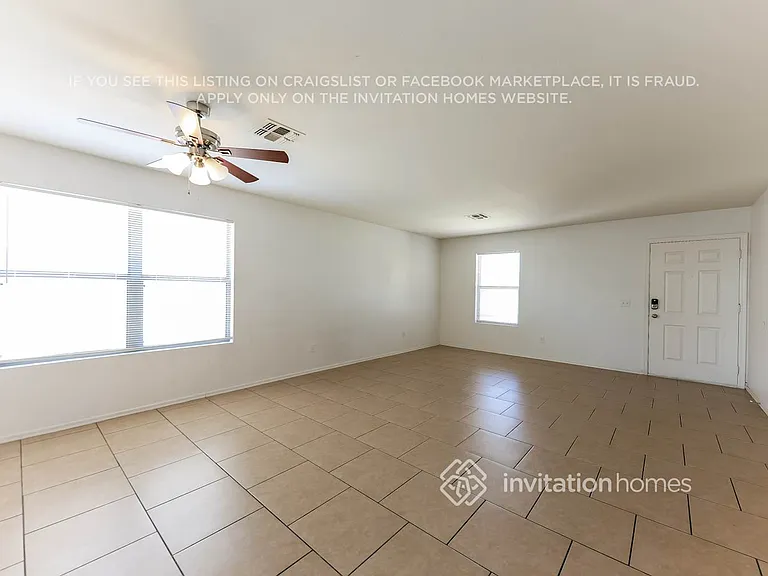 11509 W Wethersfield Rd — Photo 3